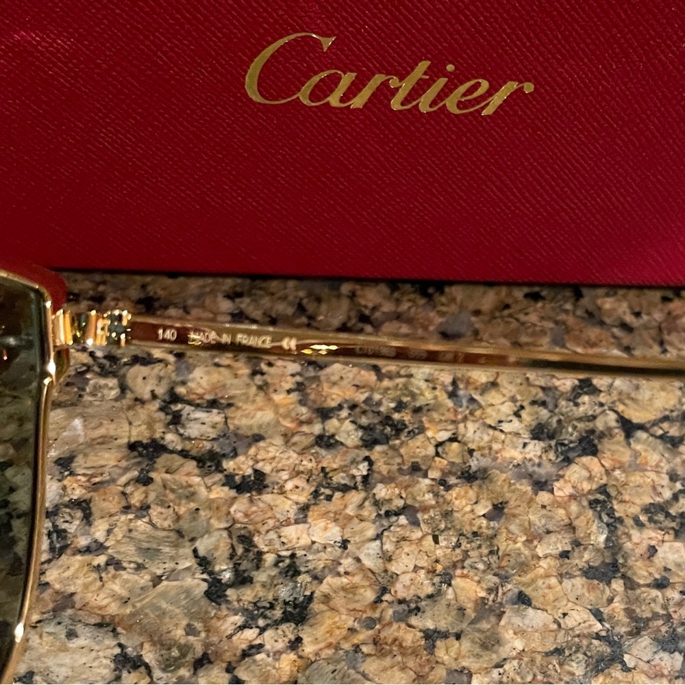 Cartier Panthere Sunglasses with Gold Frame New - Picture 5 of 8